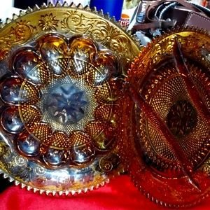 A Vintage Set Of 2 Amber Yellow Indiana Sawtooth  Platters Great For The Holiday